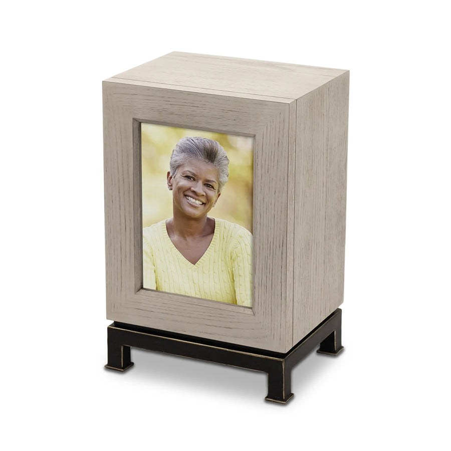 Nantucket Linen Portrait Urn